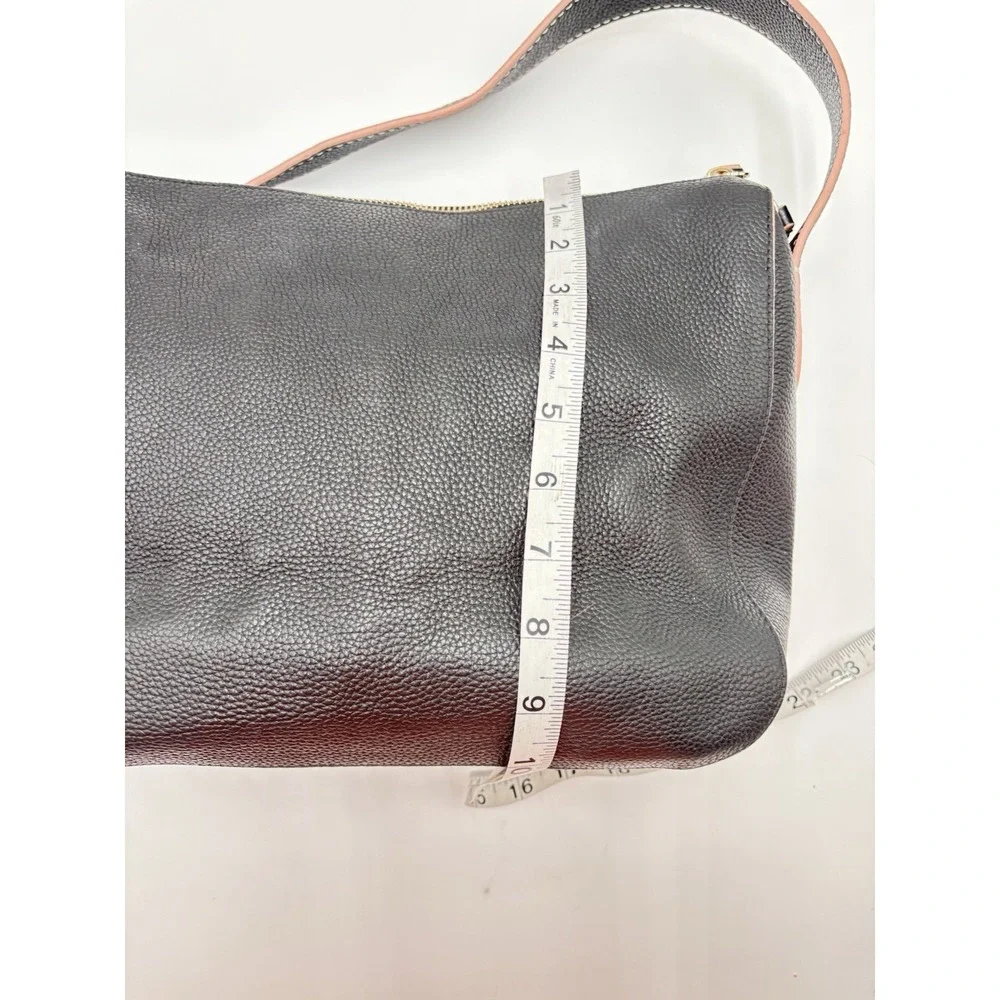 Kate Spade Black Pebbled Leather Shoulder Bag Tassel Logo‎ Hobo Purse